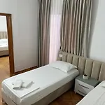 Otel Anor Golem (Tirana)
